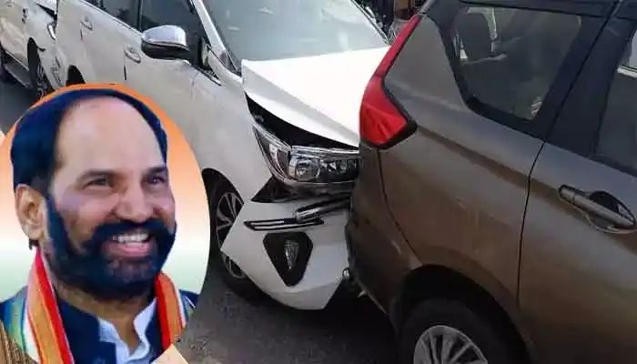 మంత్రి కి తృటిలో తప్పిన ప్రమాదం!