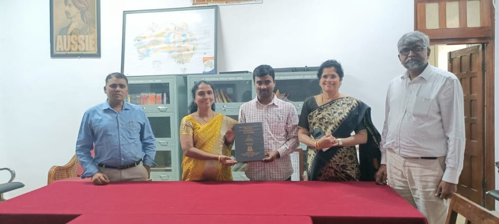 పరిశోధనా రంగంలో పూరియా తండా వాసికి ఓయూ నుంచి డాక్టరేట్