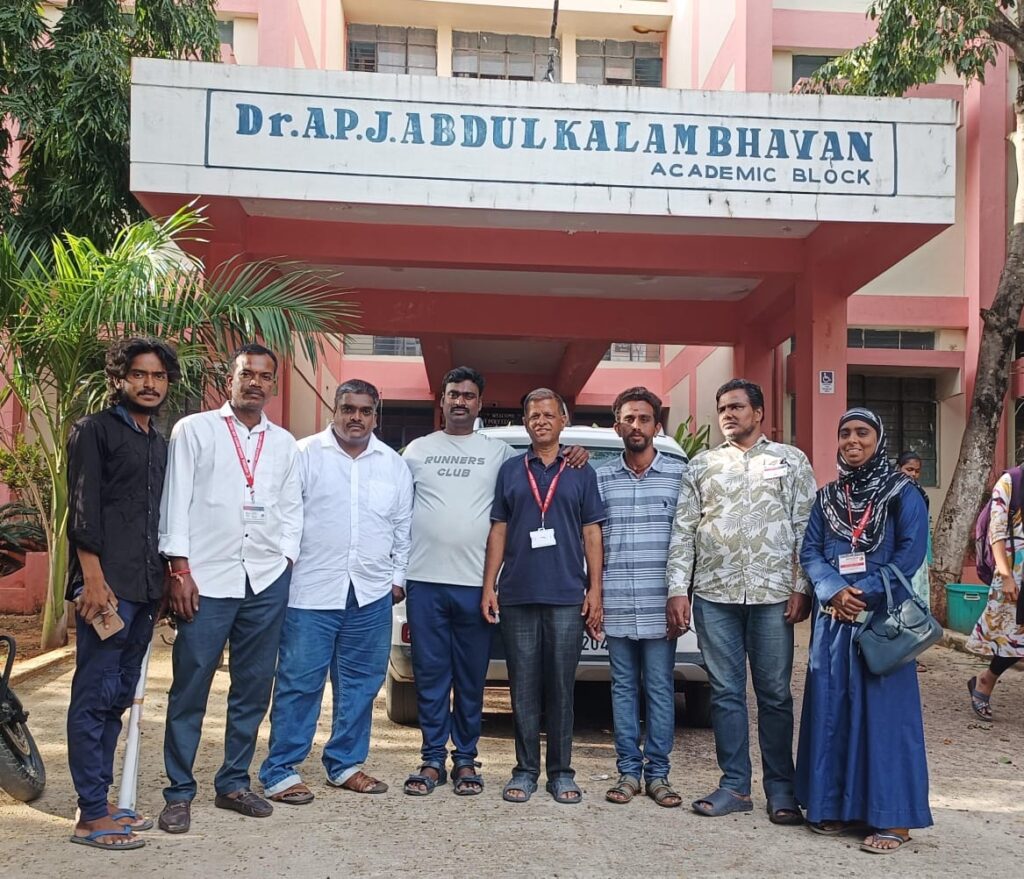 తల్లితండ్రుల ఆశయాలు నెరవేర్చడమే లక్ష్యంగా పెట్టుకోండి
