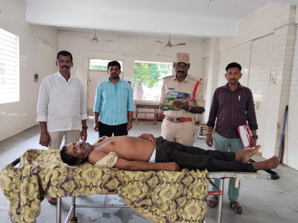 ఉరి వేసుకొని వ్యక్తి మృతి…