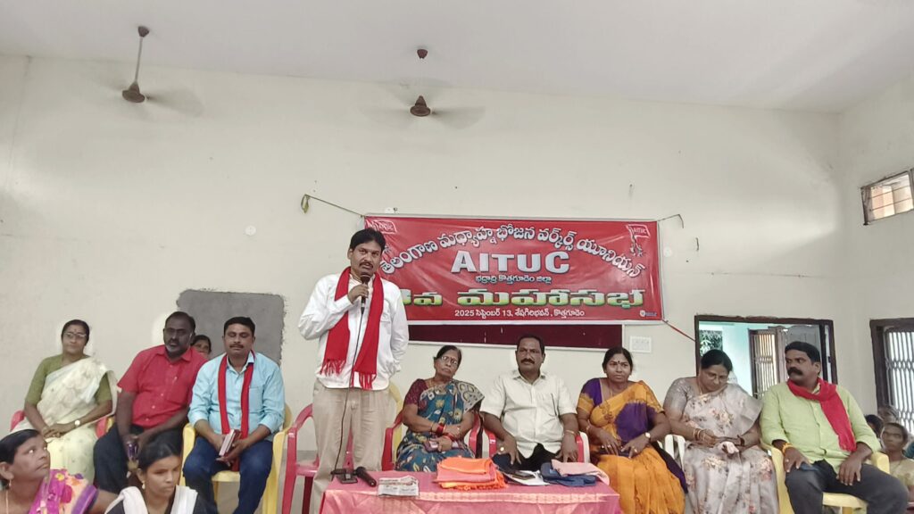 మధ్యాహ్న భోజన పథకాన్ని ప్రైవేటుపరం చేస్తే ప్రతిఘటన తప్పదు.