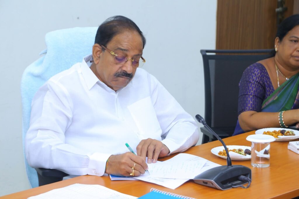 5 గ్రామ పంచాయతీలు తెలంగాణలో కలపాలి మంత్రి తుమ్మల