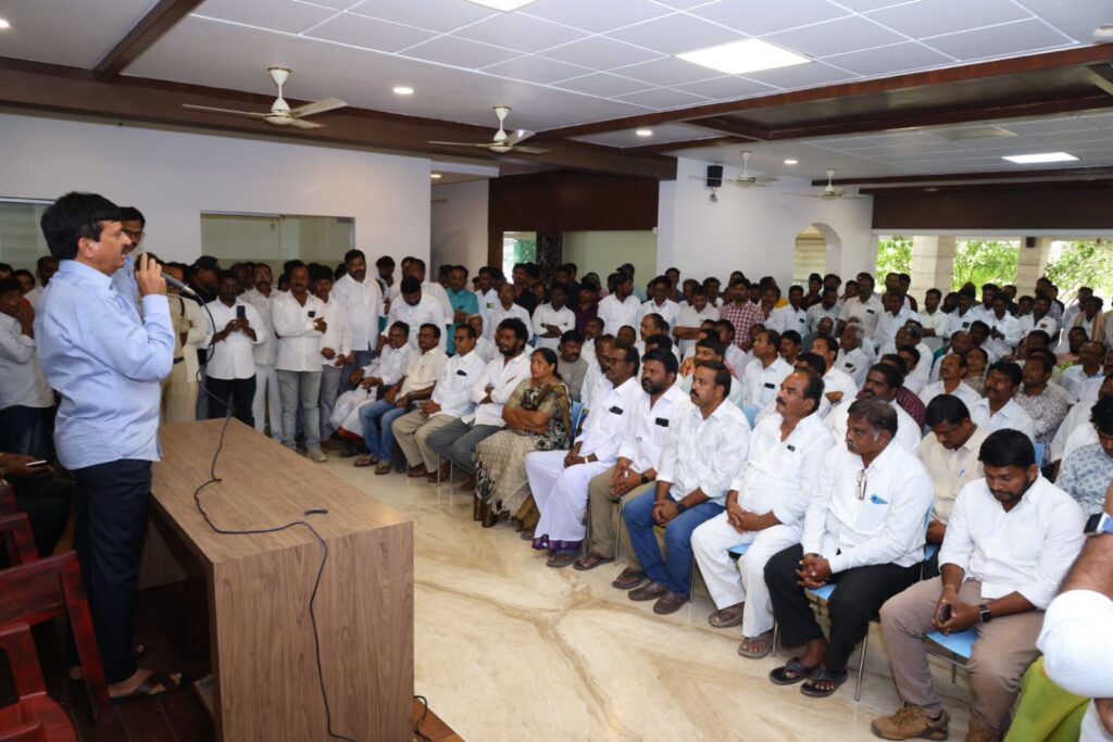 మున్సిపల్ ఎన్నికల్లో పైరవీలకు తావులేదు.. వారసత్వానికి చోటులేదు