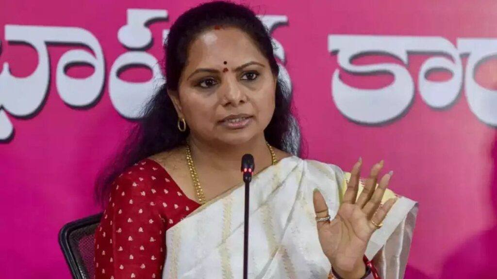 కవితకు దిమ్మతిరిగే షాకిచ్చిన సీబీఐ!