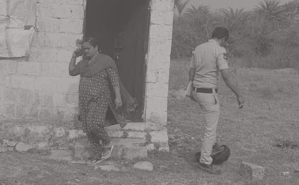 ఆలయం సమీపంలో మహిళ దారుణ హ*త్య