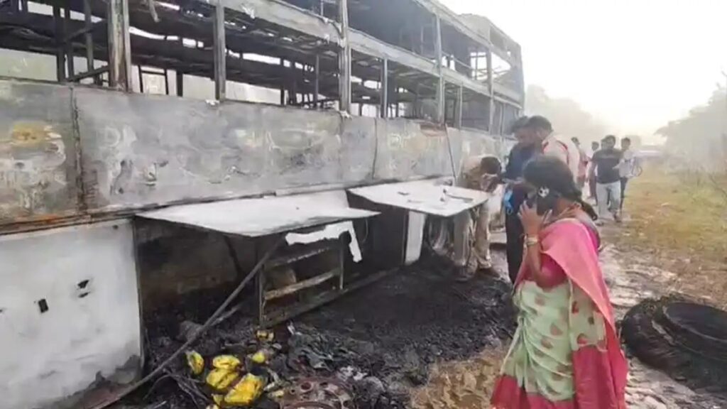 ఓ ప్రైవేట్ బస్సు అగ్నిప్రమాదం.. మల్కన్‌గిరి ఎమ్మెల్యేతో సహా 35 మంది ప్రయాణికులు