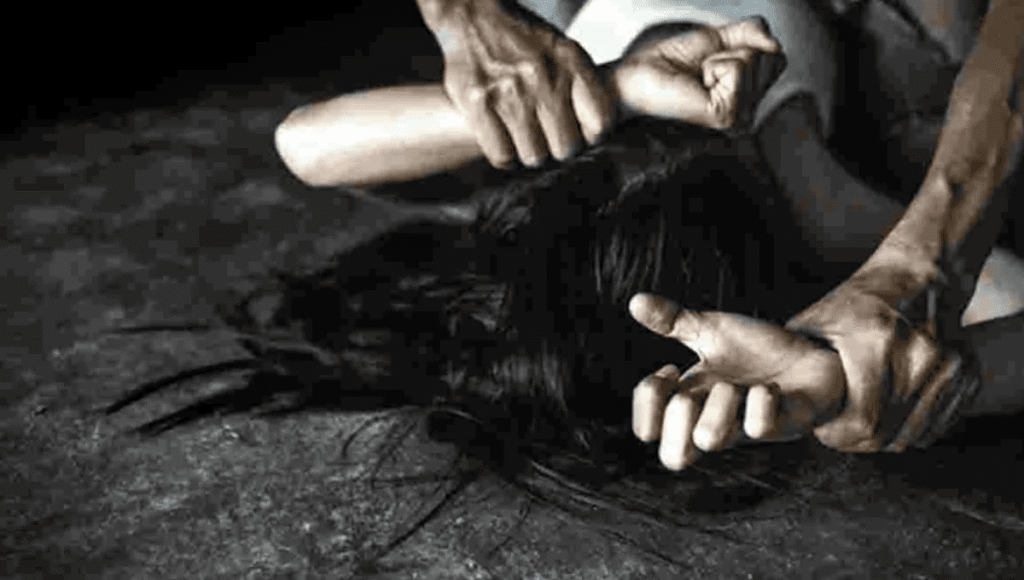 మహిళపై ఎస్‌ఐ లైంగిక దాడి… ఎస్‌ఐపై పోలీసులు కేసు నమోదు