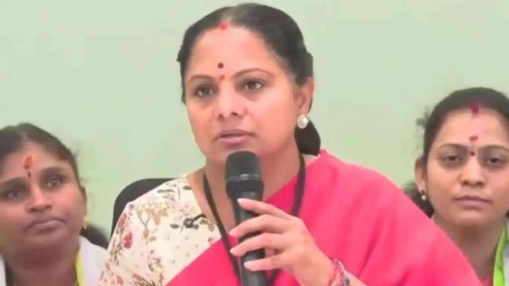 కేసీఆర్ పై కవిత మరోసారి సంచలన వ్యాఖ్యలు