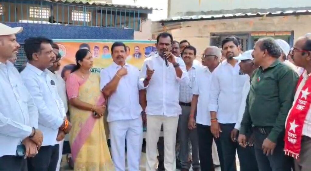 వనపర్తిలో ఆర్టీసీ కార్మికులకు గుడ్‌న్యూస్