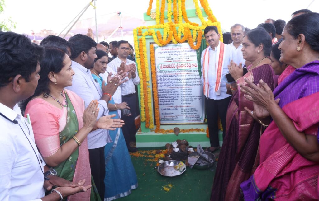 సంక్షేమం, అభివృద్ధి రెండు కళ్లుగా ప్రజా ప్రభుత్వం : మంత్రి పొంగులేటి శ్రీనివాసరెడ్డి