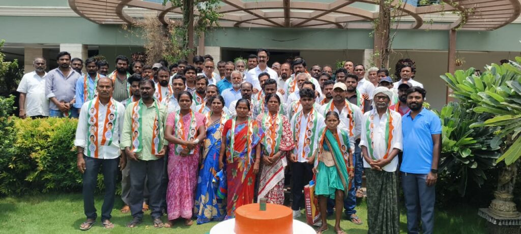 ‘శీనన్న వచ్చాకే దశాబ్దాల అభివృద్ధి సాధ్యమైంది’