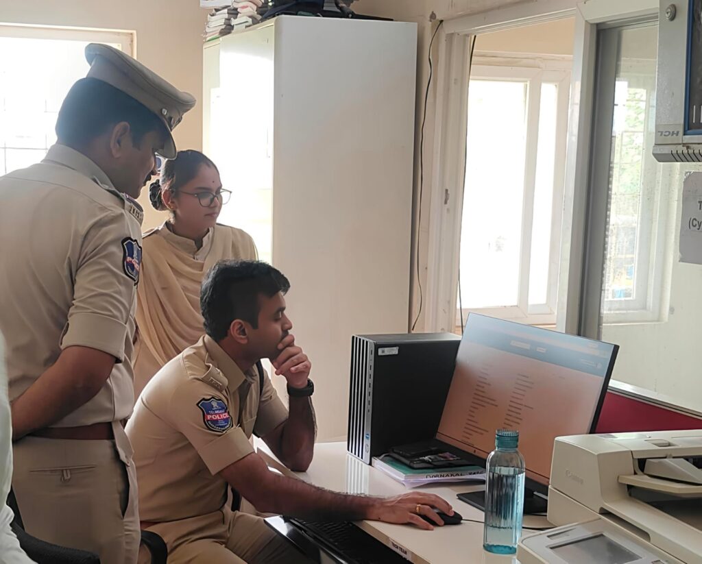 డోర్నకల్ పోలీస్ స్టేషన్‌ పై ఎస్పీ ఆకస్మిక తనిఖీ
