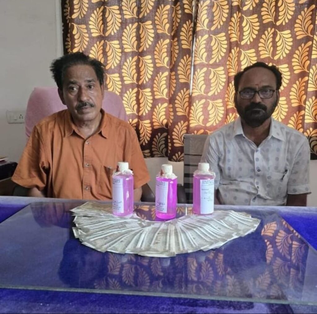 లంచం తీసుకుంటూ బుక్కైన ఈఈ, ఏఈ…