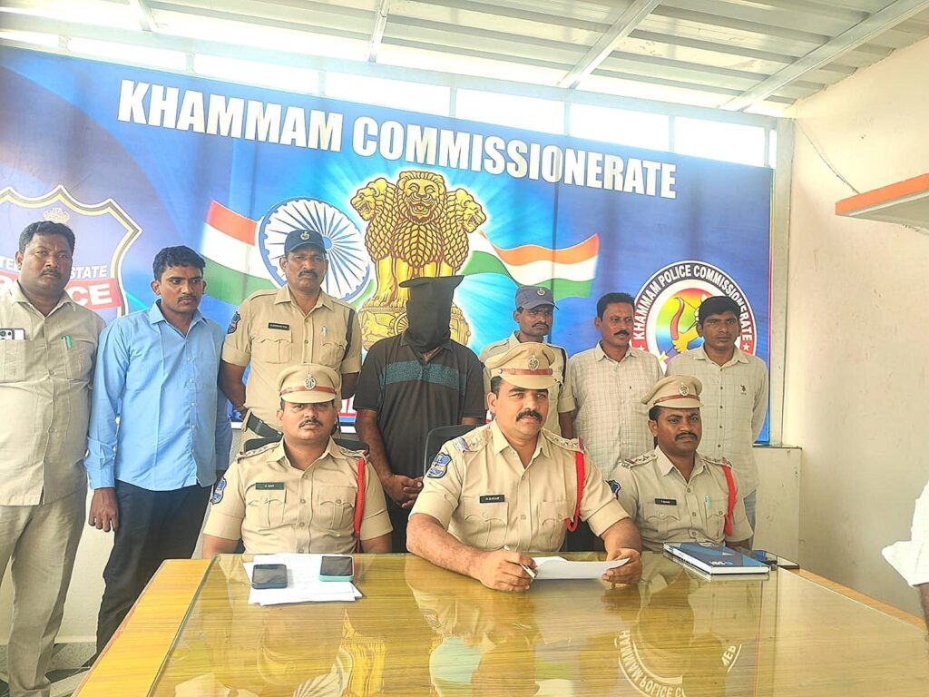 నకిలీ బంగారం దందా బట్టబయలు