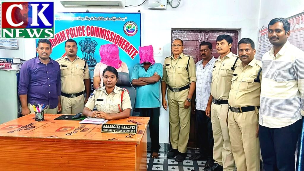 లక్ష్యం ఒక ఇల్లు.. దోచింది మరో ఇల్లు