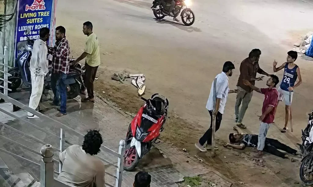 ఐడీ ప్రూఫ్ అడిగినందుకు హోటల్‌ సిబ్బందిపై దాడి