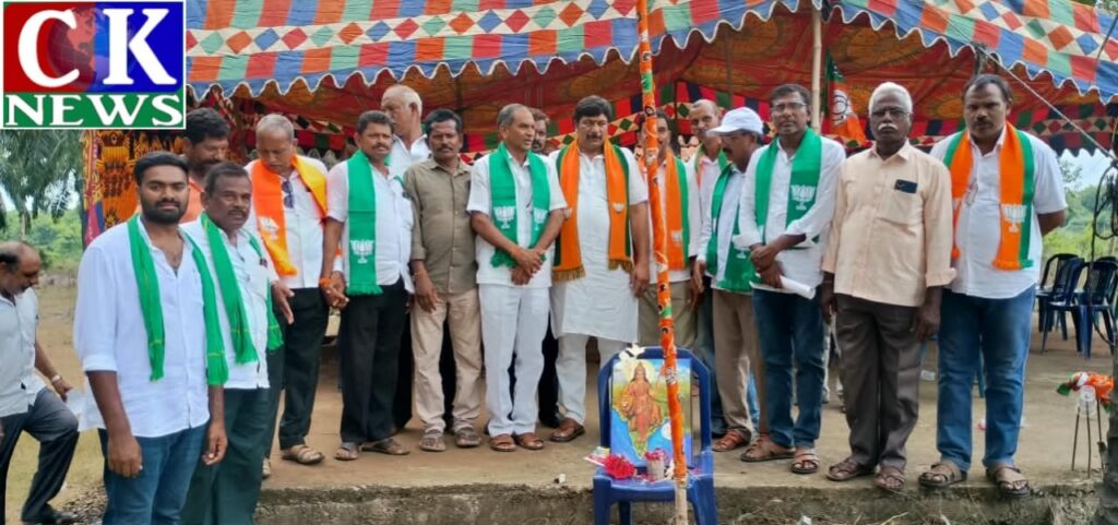 రైతుల సమస్యలపై నిరంతరం పోరాడుతాం